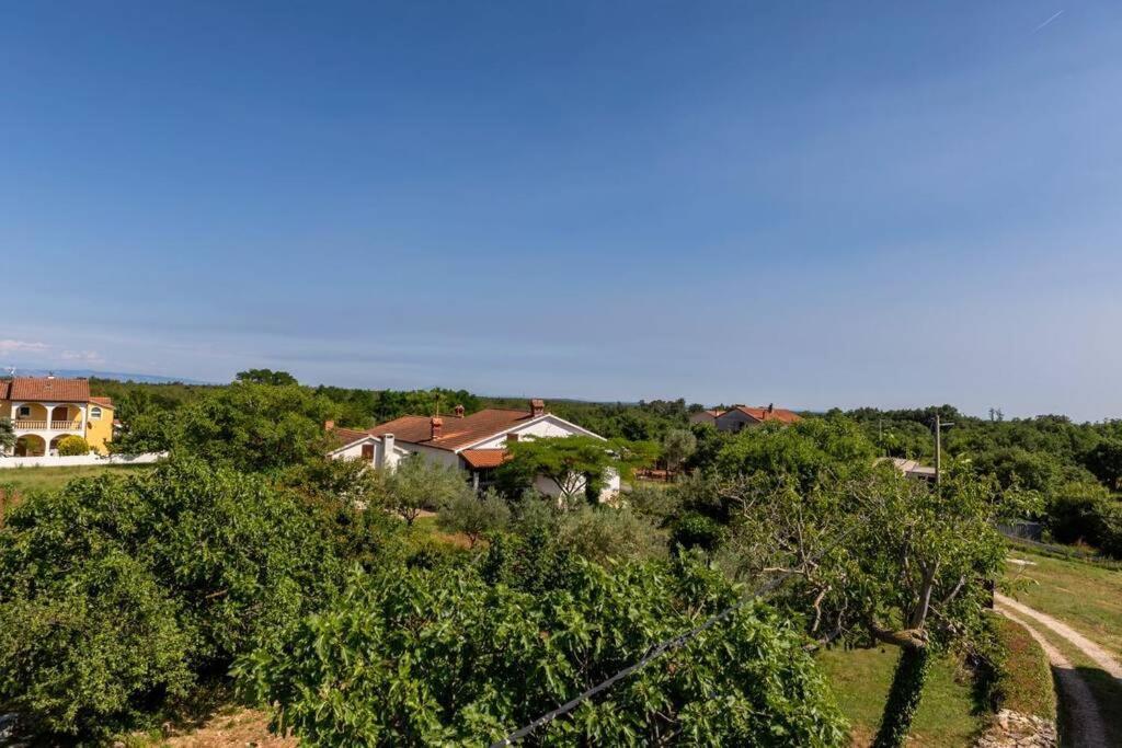 Вилла Casa Di Pietra Matelici Divsici Экстерьер фото